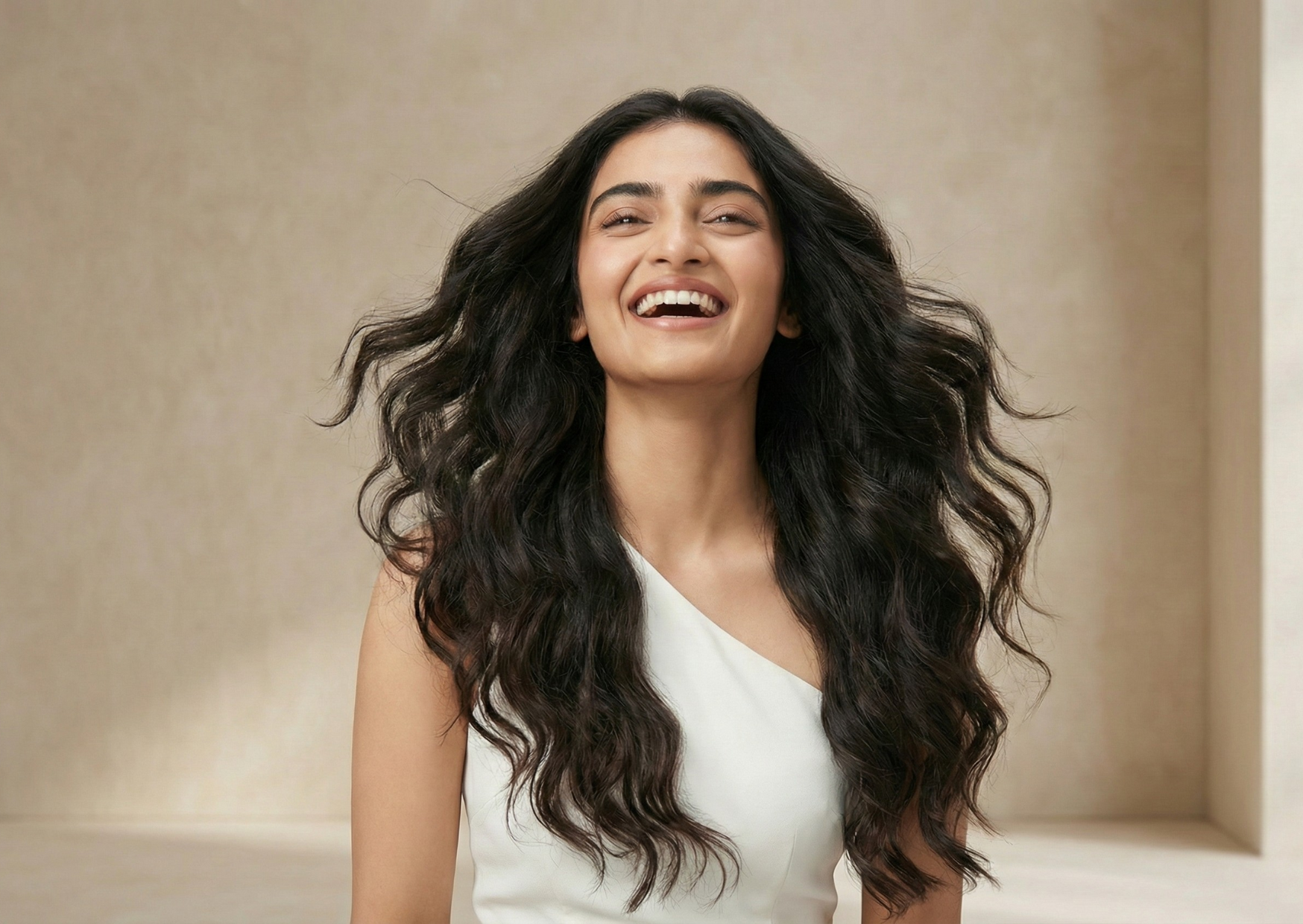 Dive In Without Damage: How to Protect Your Hair from Chlorine